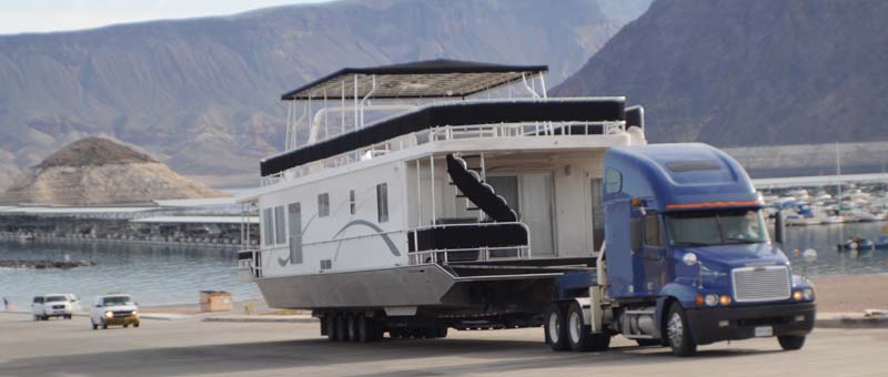 Houseboat Moving